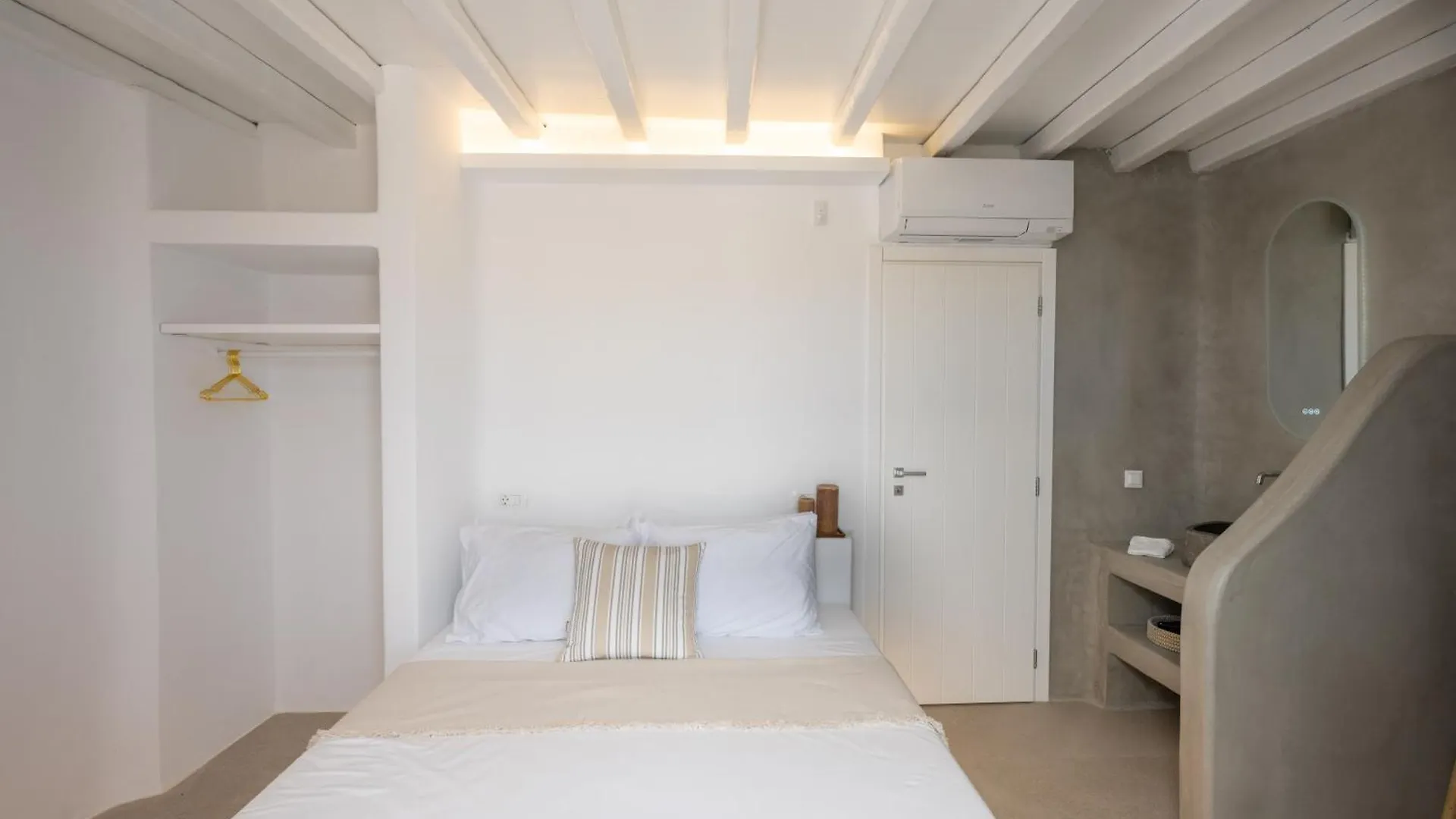 Sunrise Villa - Sea View Private Pools Mykonos Town 0*,  اليونان